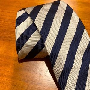 G. Rossini (Como) Men’s 100% Silk Tie
